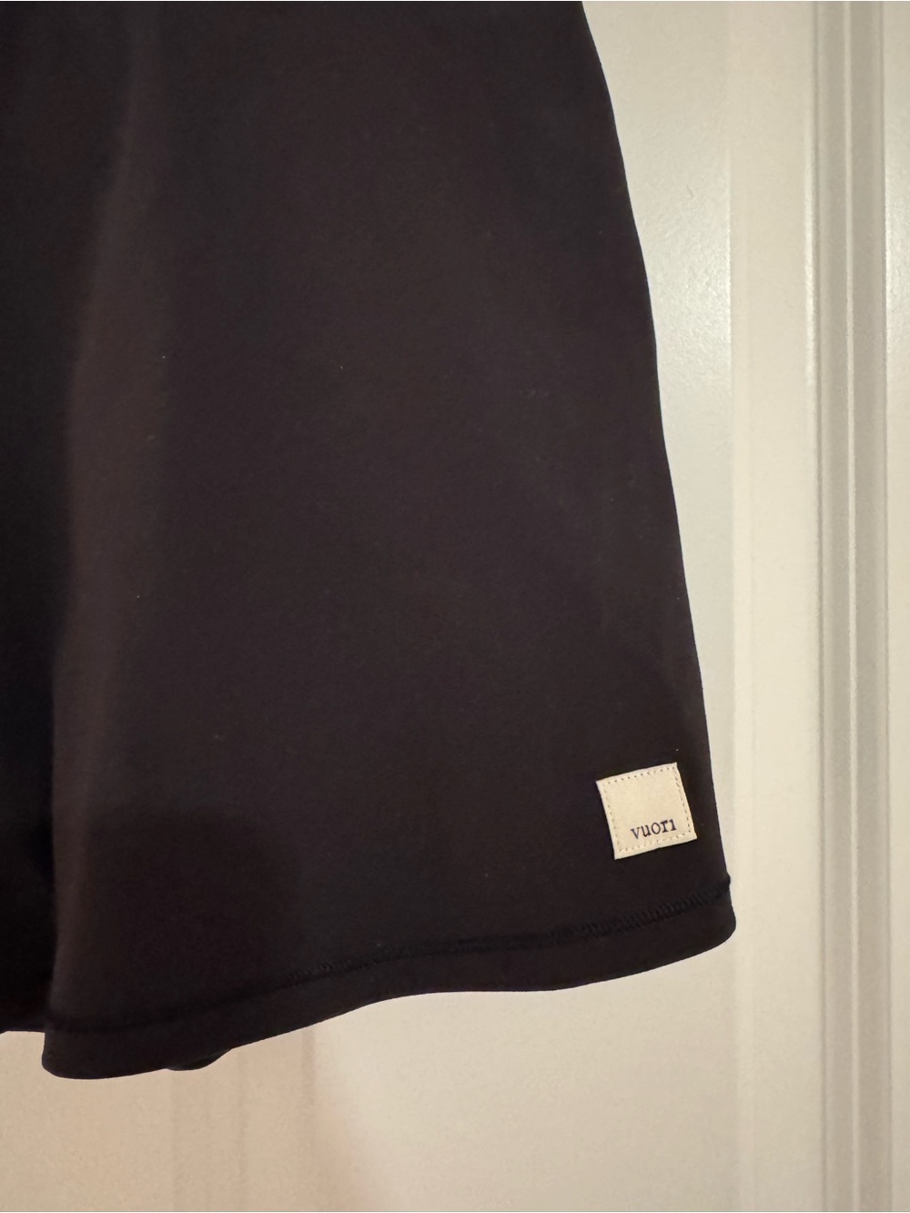 Vuori Black Daily Drawstring Skirt Medium - Picture 3 of 4